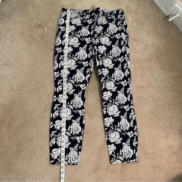 GAP Signature Skinny Ankle Khaki - Picture 12 of 12